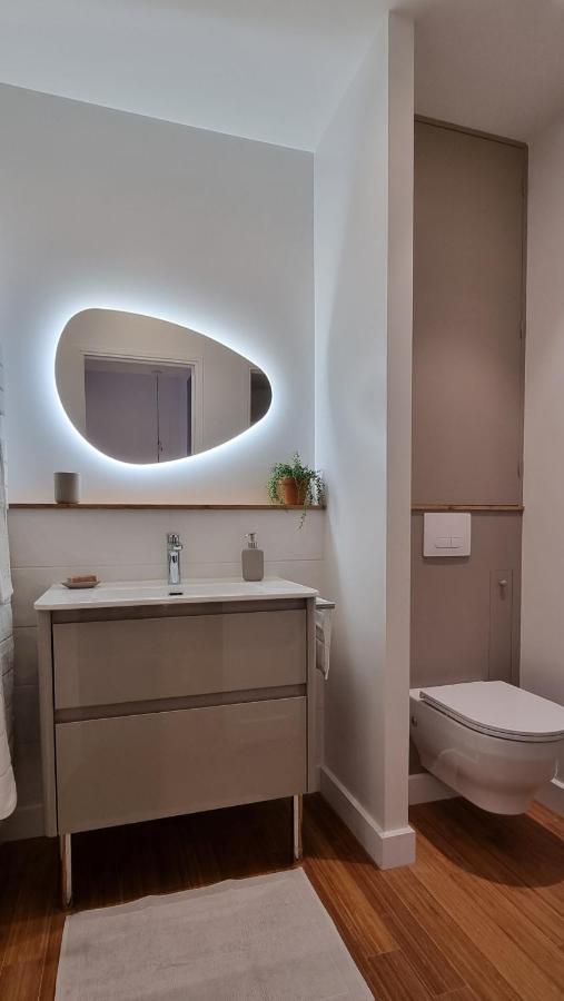 Au 53, Sous Le Chartil Apartment Reims Exterior photo